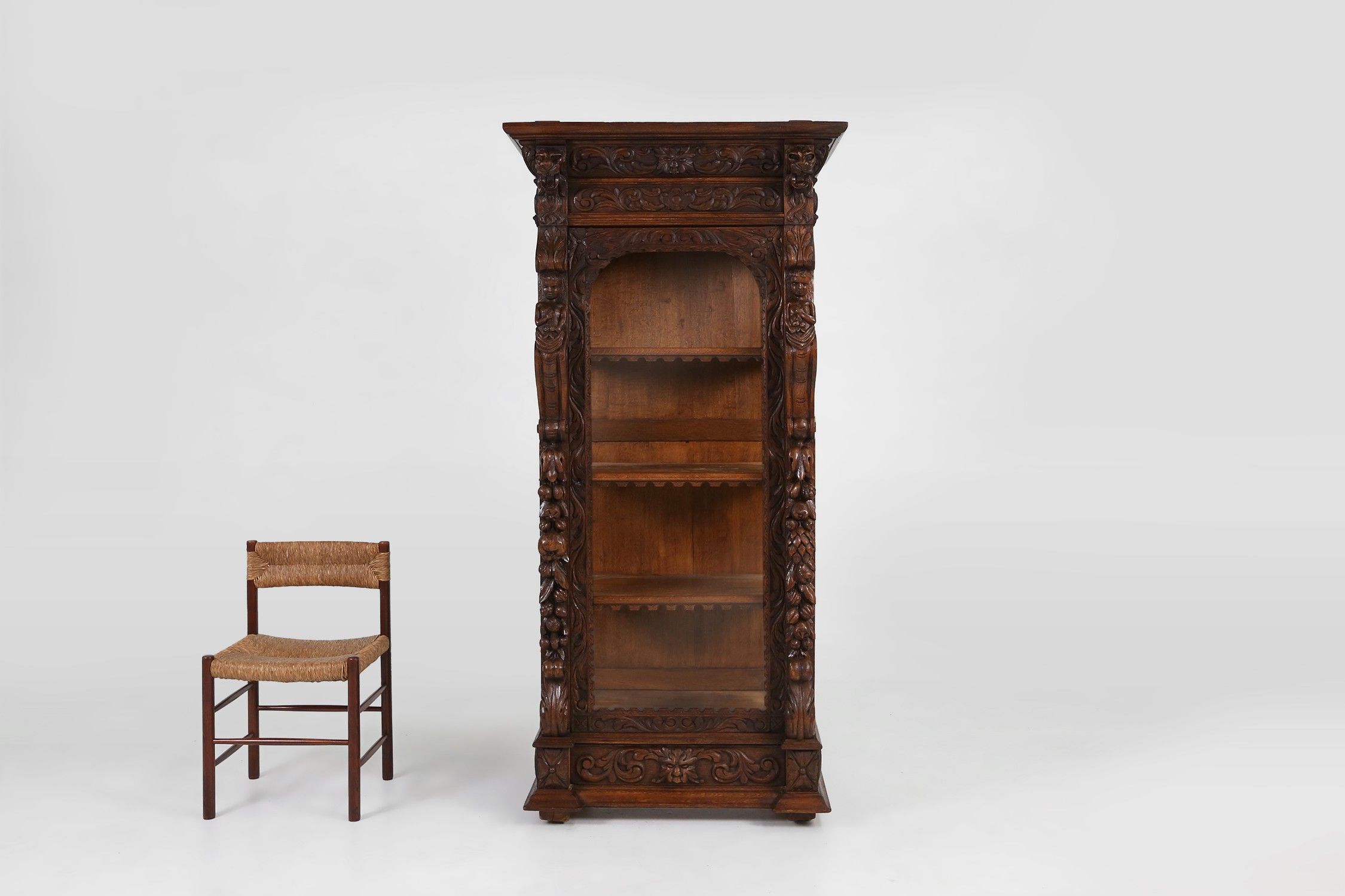 Richly decorated baroque style display case in oak, Belgium 20th centurythumbnail